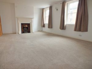 Lounge- click for photo gallery